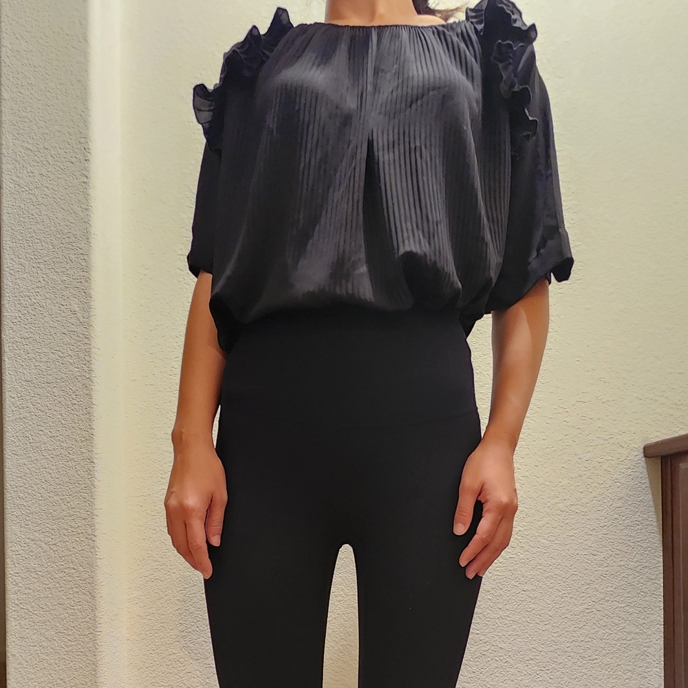 See by chloe ruffle pleats top Xs